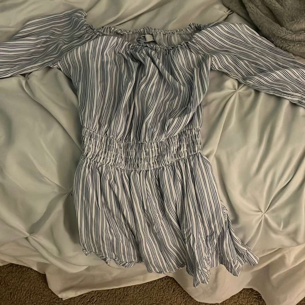 Hollister romper